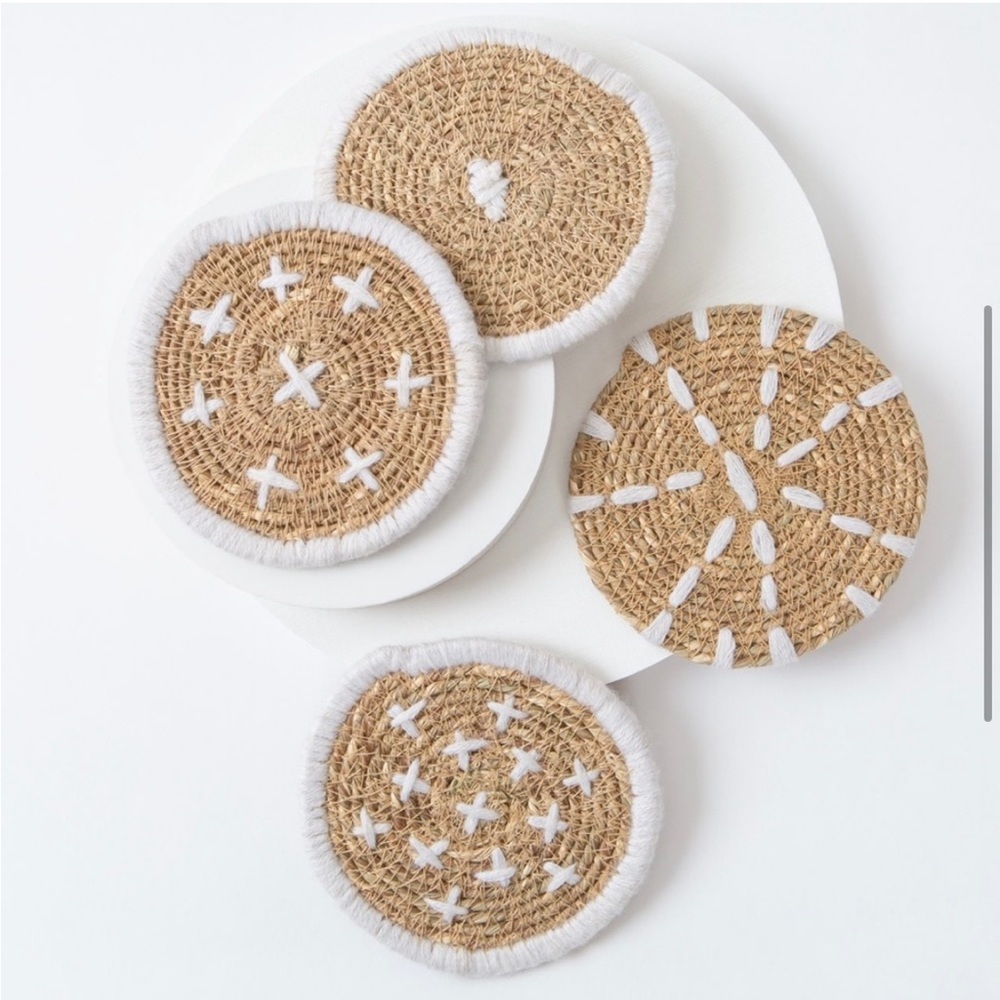 BLOOMINGVILLE Woven Seagrass Coasters - Picture 6 of 10